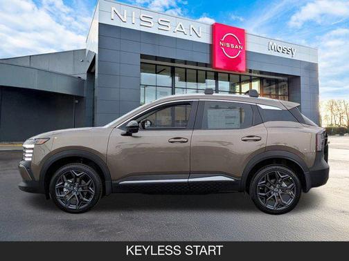 2026 Nissan Kicks SR