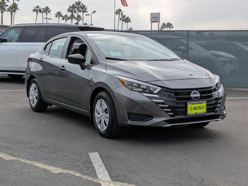 2025 Nissan Versa 1.6 S