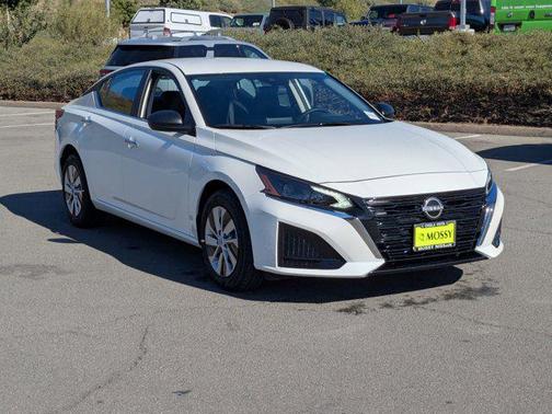 2025 Nissan Altima S FWD