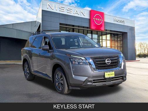 2025 Nissan Pathfinder SV FWD