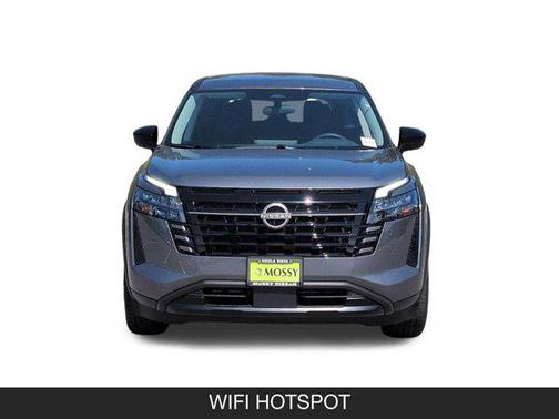 2026 Nissan Pathfinder S