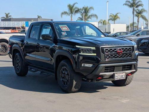 Super Black 2023 Nissan Frontier PRO-4X