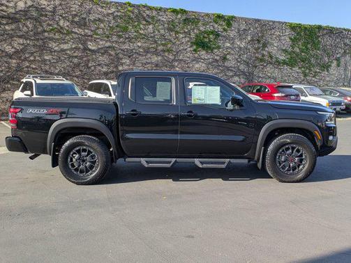Super Black 2023 Nissan Frontier PRO-4X