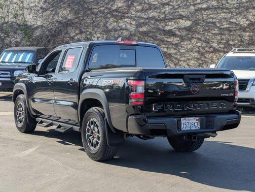 Super Black 2023 Nissan Frontier PRO-4X