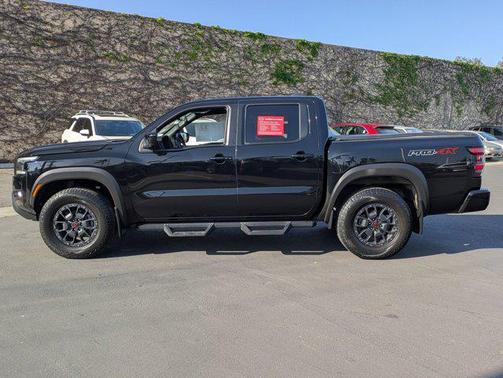 Super Black 2023 Nissan Frontier PRO-4X