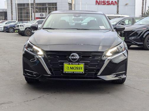 2025 Nissan Altima S FWD