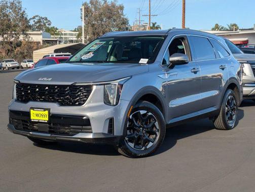 2024 Kia Sorento S
