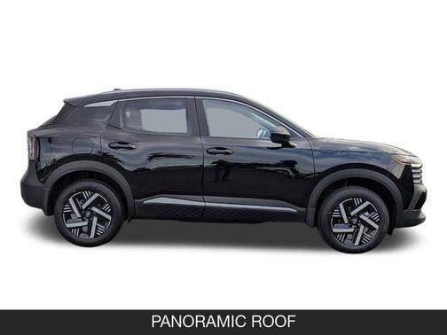 Super Black 2026 Nissan Kicks SV