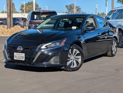 2025 Nissan Altima S FWD
