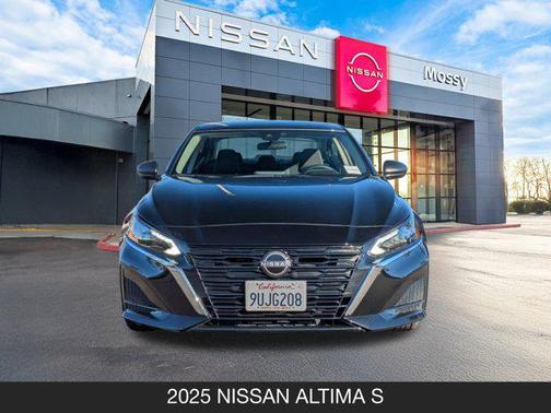 2025 Nissan Altima S FWD