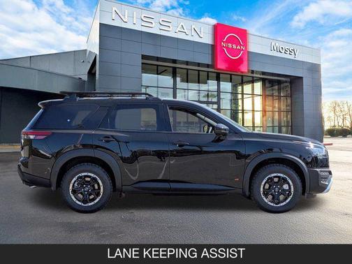 2025 Nissan Pathfinder Rock Creek 4WD