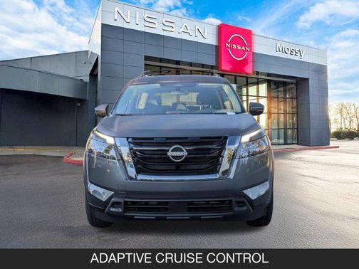 2025 Nissan Pathfinder SV FWD