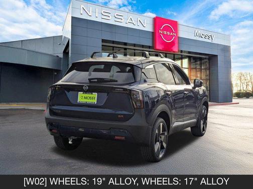 2025 Nissan Kicks SR