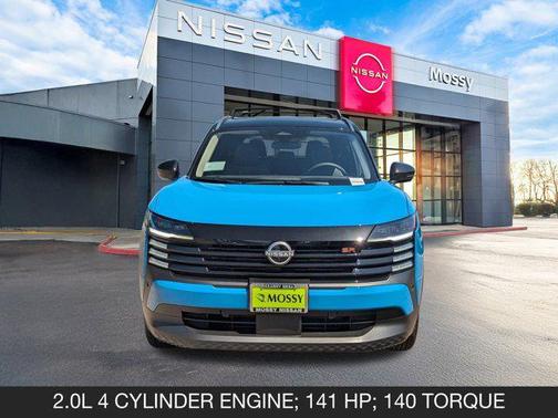 2025 Nissan Kicks SR