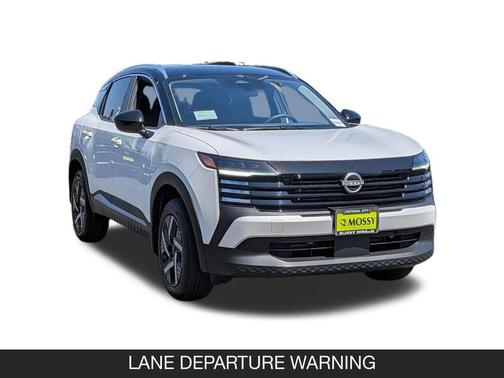 Aspen White/Super Black 2026 Nissan Kicks SV