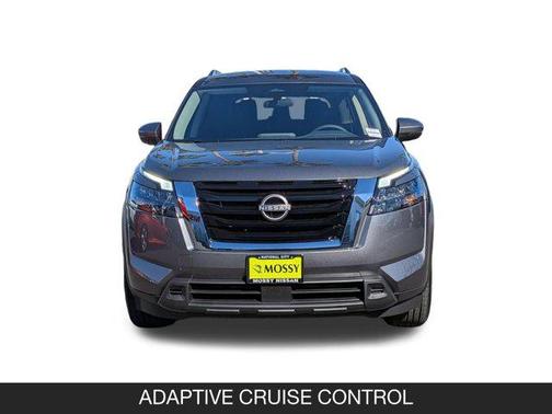 2025 Nissan Pathfinder SV FWD