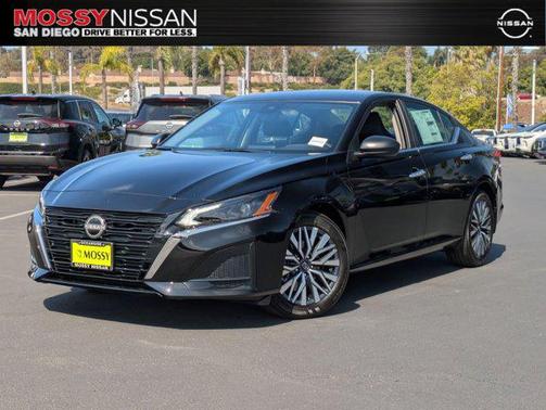 2025 Nissan Altima SV FWD
