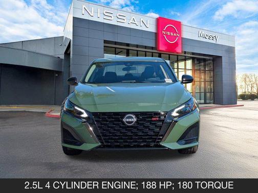 2025 Nissan Altima SR FWD