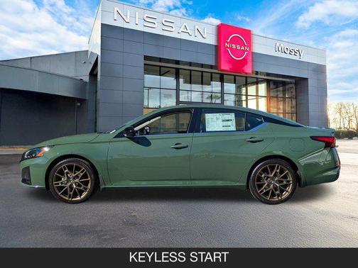 2025 Nissan Altima SR FWD