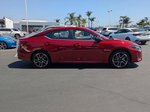 2025 Nissan Sentra SR