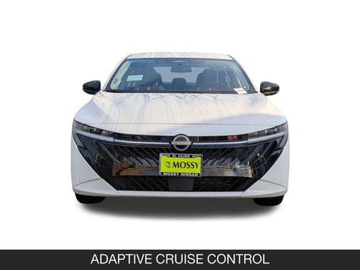 Aspen White Tricoat 2026 Nissan Sentra SR
