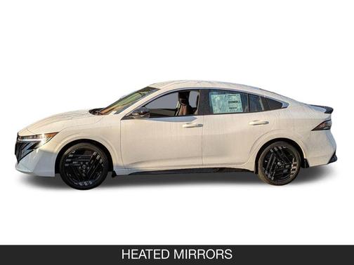 Aspen White Tricoat 2026 Nissan Sentra SR