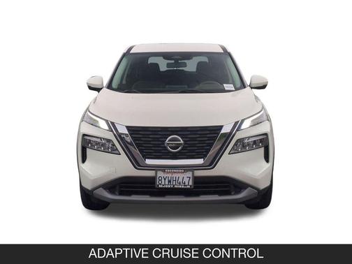Pearl White Tricoat 2021 Nissan Rogue SV