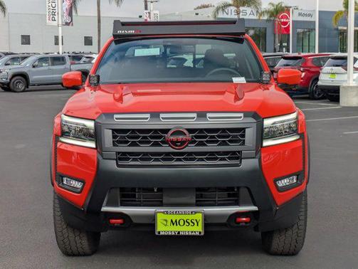 2025 Nissan Frontier PRO-X