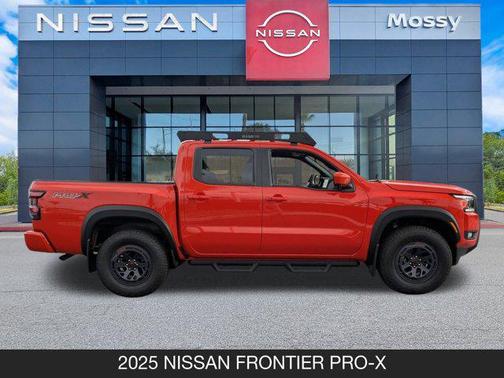 2025 Nissan Frontier PRO-X