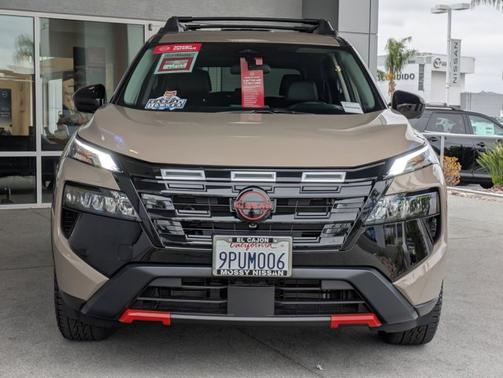 2025 Nissan Rogue Rock Creek