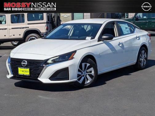2025 Nissan Altima S FWD