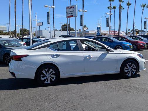 2025 Nissan Altima S FWD