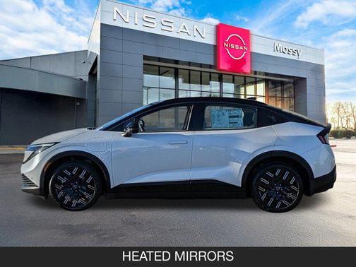 2026 Nissan Leaf PLATINUM+