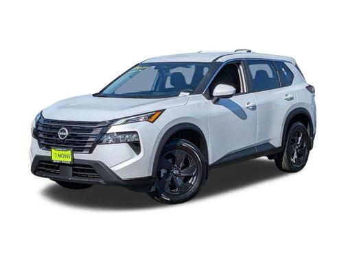 Everest White Pearl Tricoat 2026 Nissan Rogue SV