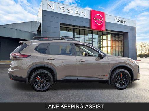 2026 Nissan Rogue Rock Creek