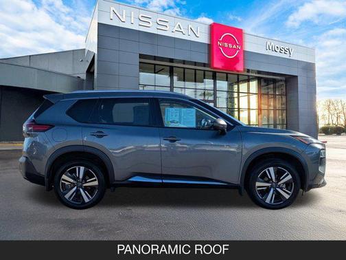 2022 Nissan Rogue SL