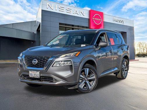2022 Nissan Rogue SL