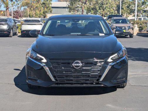 2025 Nissan Altima S FWD