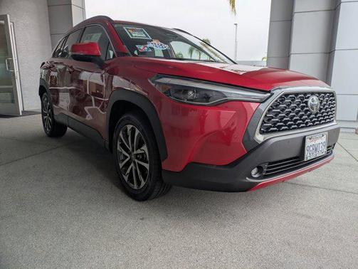 2023 Toyota Corolla Cross XLE