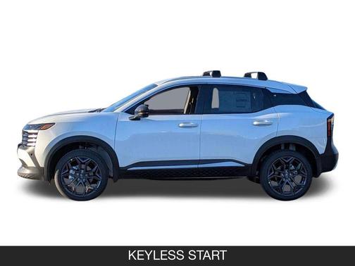 Aspen White Tricoat 2026 Nissan Kicks SR