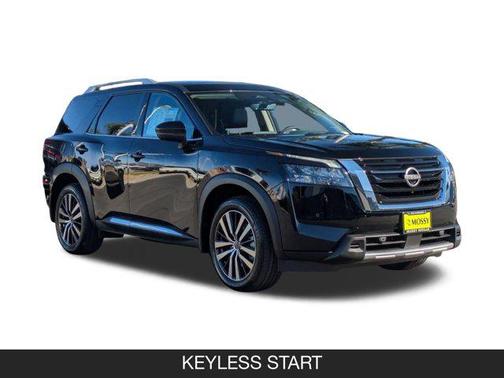 2025 Nissan Pathfinder Platinum 4WD