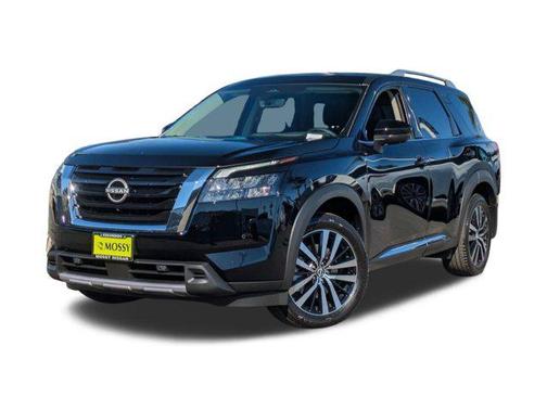 2025 Nissan Pathfinder Platinum 4WD