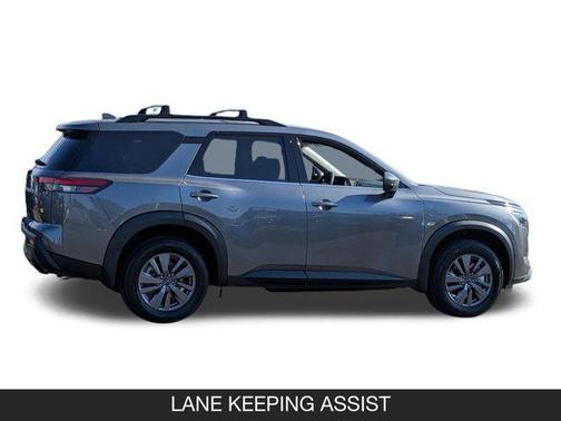 2025 Nissan Pathfinder SV FWD