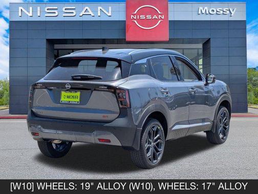 2025 Nissan Kicks SR