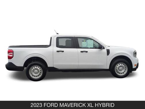 Oxford White 2023 Ford Maverick XL