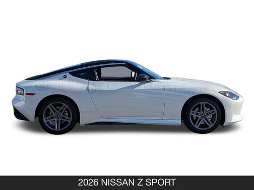 Pearl White Tricoat/Super Black 2026 Nissan Z Sport