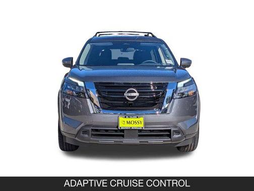 2025 Nissan Pathfinder SV FWD