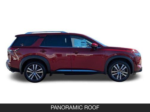 2025 Nissan Pathfinder Platinum FWD