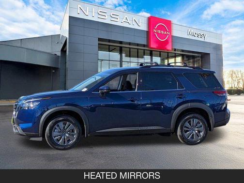 2025 Nissan Pathfinder SV FWD