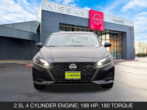 2025 Nissan Altima SR FWD